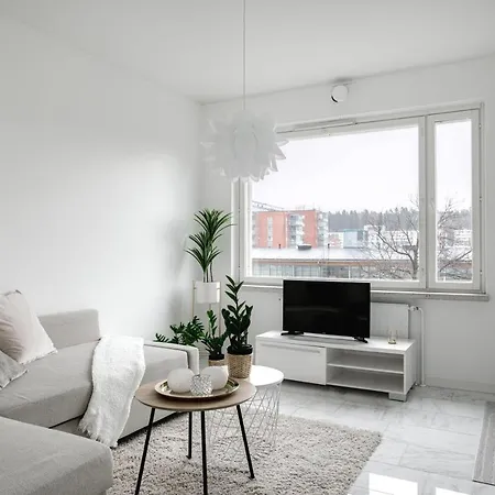 Kaunis Kolmio Lahden Keskustassa Huoneisto Lahti